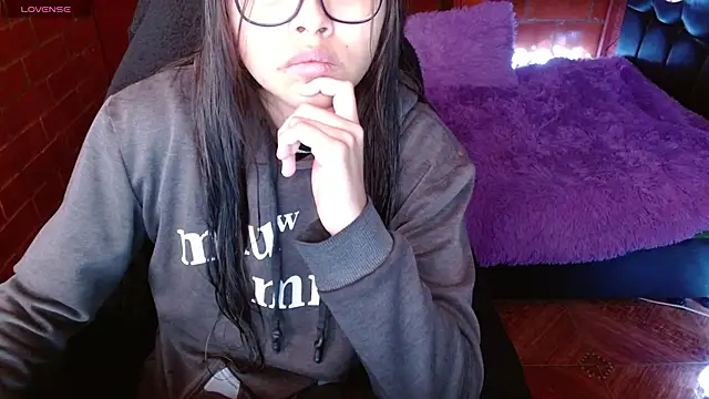 MidoriQuiinn online show from March 2026 02:55:01 PM