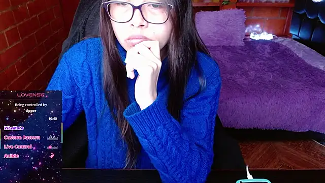 MidoriQuiinn online show from July 2026 05:25:01 PM