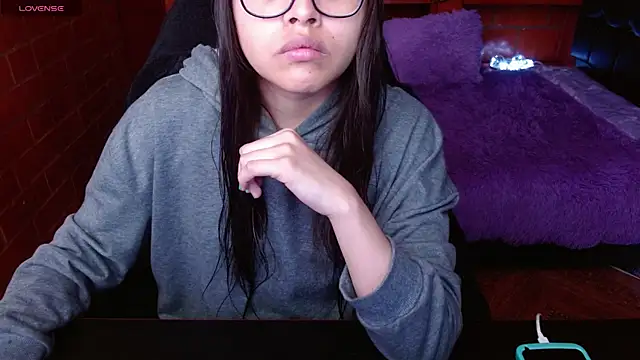 MidoriQuiinn online show from July 2026 04:25:01 PM