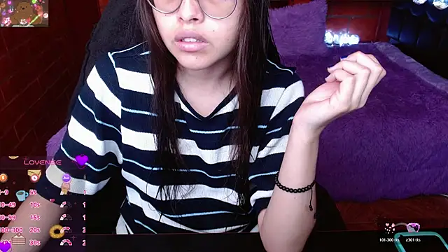 MidoriQuiinn online show from May 2026 04:02:02 PM