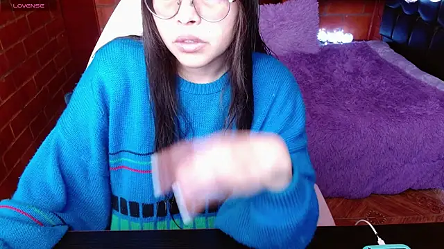 MidoriQuiinn online show from May 2026 04:02:01 PM