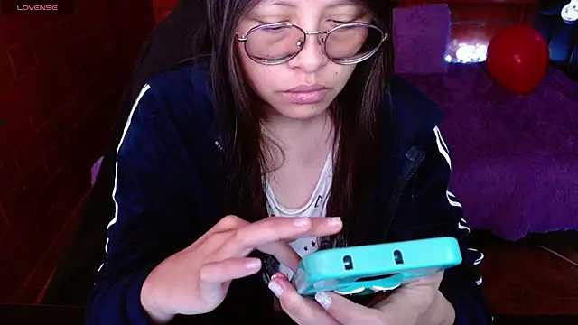 MidoriQuiinn online show from April 2026 03:52:01 PM