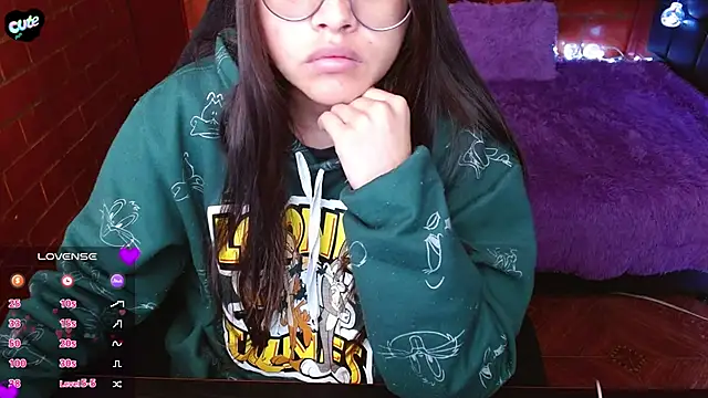 MidoriQuiinn online show from February 2026 02:14:02 PM