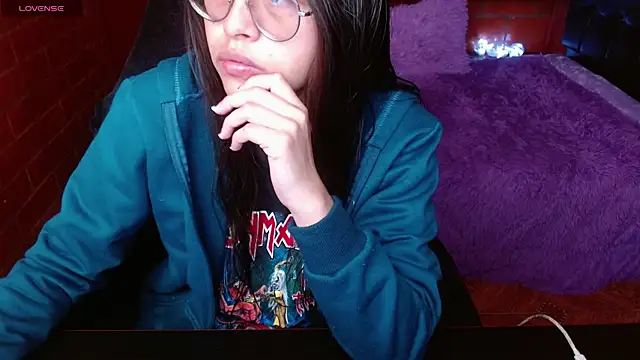MidoriQuiinn online show from June 2026 04:08:01 PM