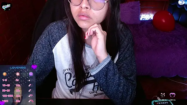 MidoriQuiinn online show from April 2026 02:43:02 PM