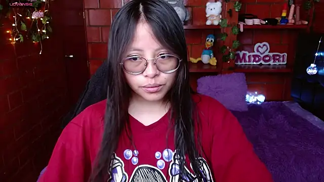 MidoriQuiinn online show from May 2026 04:00:02 PM