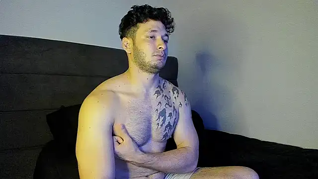 alejandro  2 online show from November 2025 07:25:01 PM