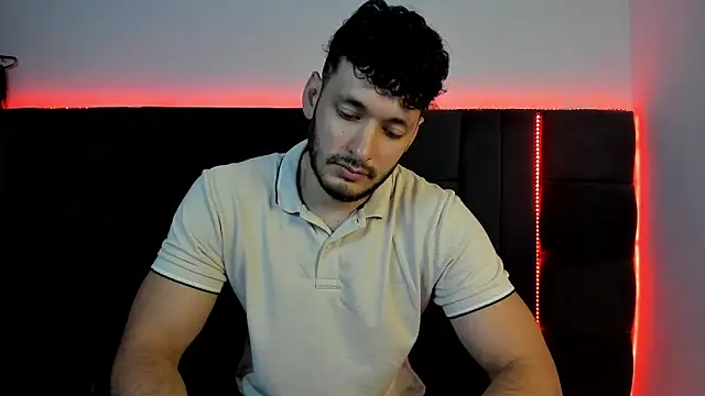 alejandro  2 online show from February 2026 05:57:02 PM