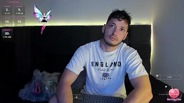 alejandro  2 online show from October 2025 02:39:01 PM