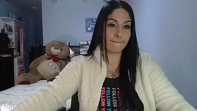 Snapshot of sahtlove1 chatting on June 2026 06:12:01 PM sahtlove1 online show from June 2026 06:12:01 PM
