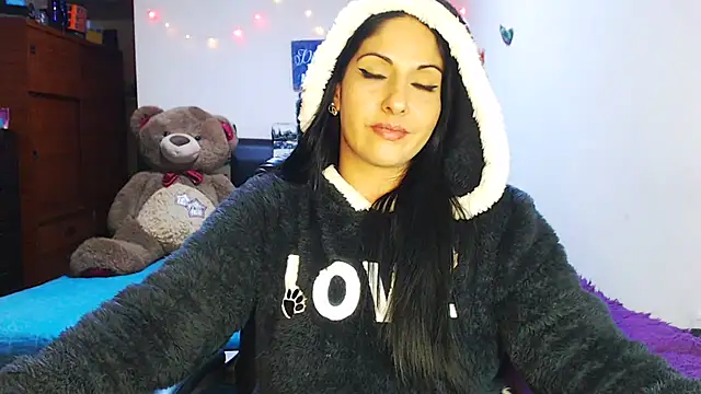 sahtlove1 online show from November 2025 02:23:02 AM