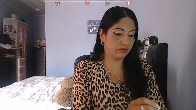 Snapshot of sahtlove1 chatting on June 2026 03:21:01 PM sahtlove1 online show from June 2026 03:21:01 PM