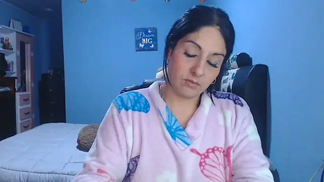 sahtlove1 online show from May 2026 12:40:01 AM