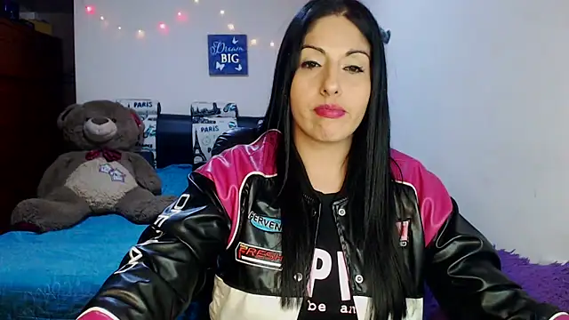 sahtlove1 online show from November 2025 01:43:01 AM