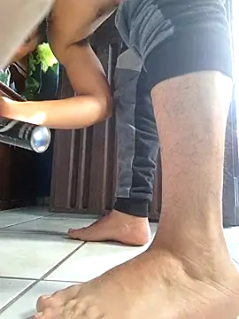 Eumanzor online show from April 2026 10:02:02 PM