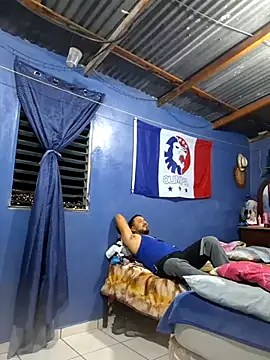 Eumanzor online show from March 2026 01:33:02 AM