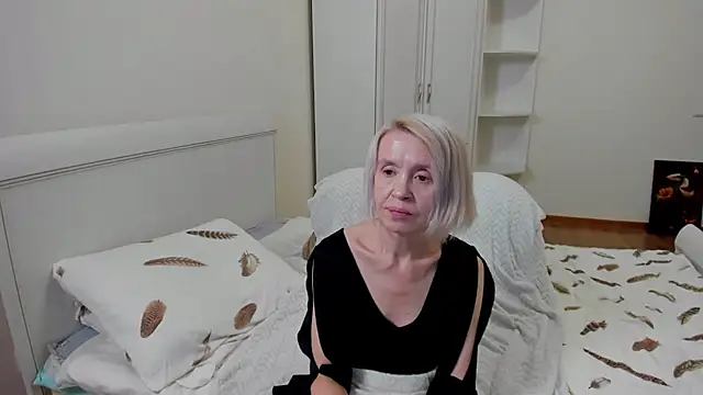 aminalive online show from October 2025 05:58:01 PM