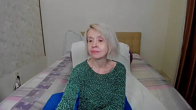 aminalive online show from September 2025 05:02:01 AM