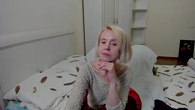 aminalive online show from October 2025 06:31:01 PM