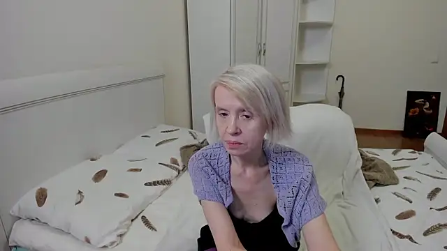 aminalive online show from November 2025 08:45:02 PM