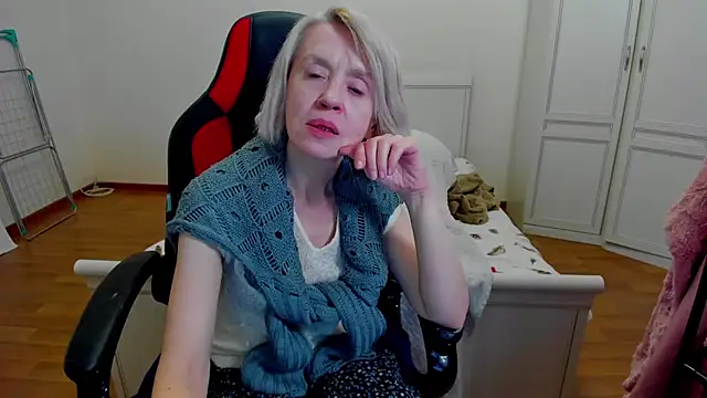 aminalive online show from October 2025 05:06:01 PM