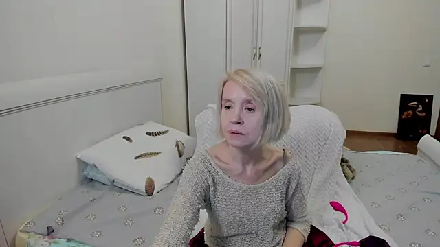 aminalive online show from December 2025 06:39:02 PM