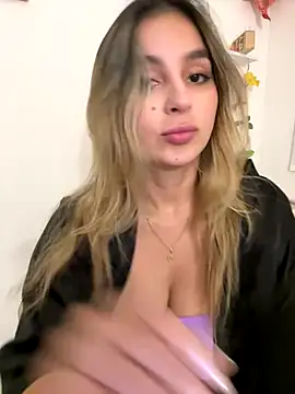 Snapshot of oriana_zoeee chatting on October 2025 12:09:02 AM oriana zoeee online show from October 2025 12:09:02 AM