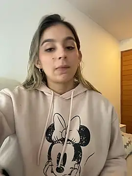 oriana zoeee online show from March 2026 10:28:02 PM