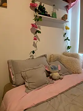 Snapshot of oriana_zoeee chatting on November 2025 09:52:01 PM oriana zoeee online show from November 2025 09:52:01 PM