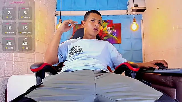 boy bigcock24cm online show from March 2026 01:06:01 AM