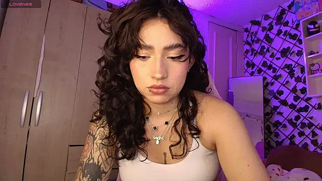 valenor  online show from June 2026 03:33:01 AM