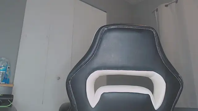 Snapshot of ChrisVacher chatting on January 2025 03:16:02 AM ChrisVacher online show from January 2025 03:16:02 AM