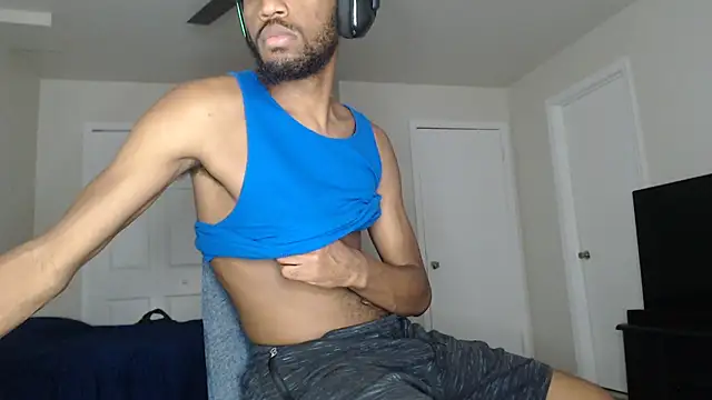 Snapshot of ChrisVacher chatting on November 2025 10:13:02 PM ChrisVacher online show from November 2025 10:13:02 PM