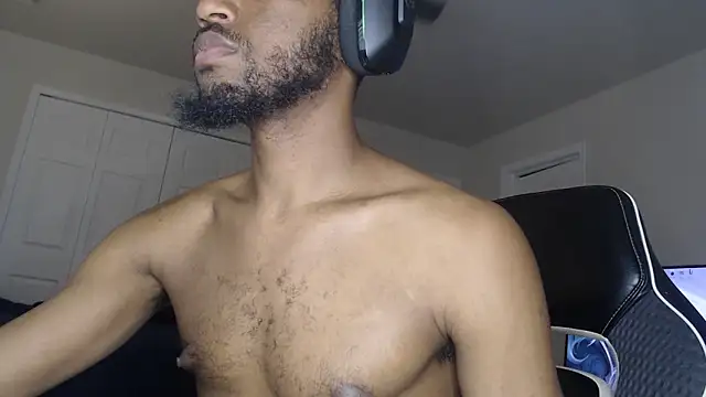 Snapshot of ChrisVacher chatting on October 2025 12:19:02 AM ChrisVacher online show from October 2025 12:19:02 AM