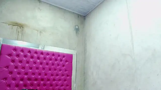 Snapshot of nataly_sex_ chatting on March 2025 11:35:02 PM nataly sex online show from March 2025 11:35:02 PM