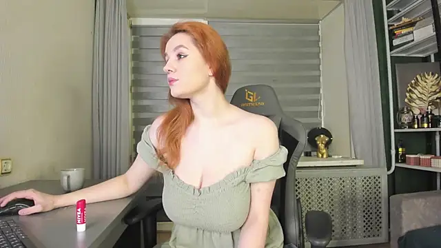 -Aariella- online show from October 2025 03:56:01 PM