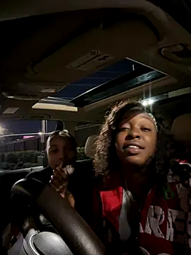 Snapshot of tokyopetitexx chatting on October 2025 03:05:02 AM tokyopetitexx online show from October 2025 03:05:02 AM