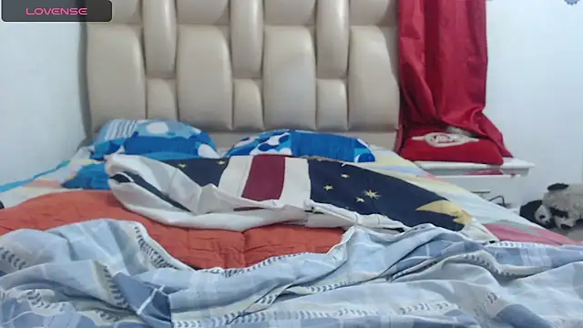 AmmyCollins online show from April 2026 03:45:02 AM