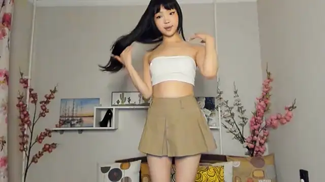 Stripchatlady online show from October 2025 12:15:02 PM