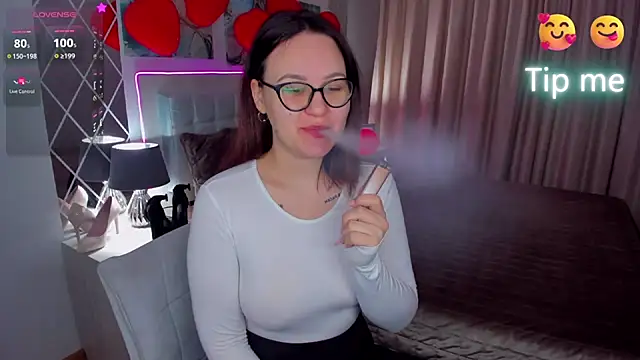 EsterLogan online show from February 2025 05:42:02 AM