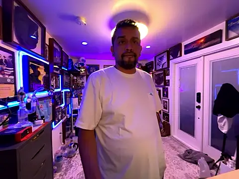 Briefs bud online show from December 2025 06:48:01 AM