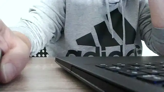 ScalicHat69 online show from October 2025 08:40:01 AM