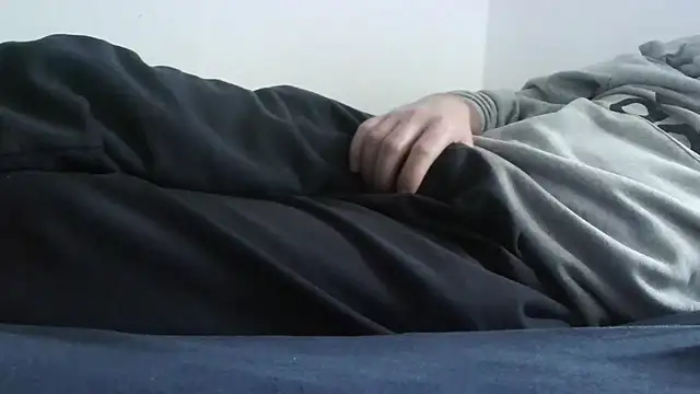 ScalicHat69 online show from February 2026 03:40:02 PM