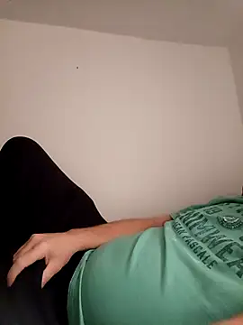 ScalicHat69 online show from April 2026 05:17:02 PM