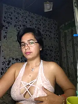 Snapshot of lovely_samxxx24 chatting on September 2025 08:25:01 PM lovely samxxx24 online show from September 2025 08:25:01 PM