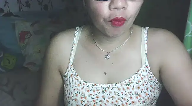 Snapshot of lovely_samxxx24 chatting on February 2025 12:05:01 AM lovely samxxx24 online show from February 2025 12:05:01 AM