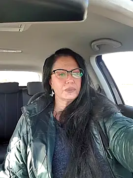 x  KHALEESI  x online show from November 2025 10:08:01 AM