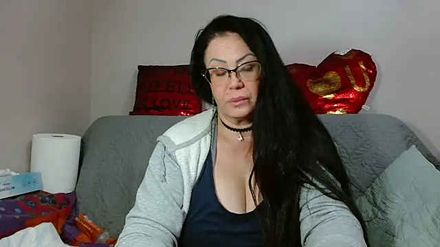 x  KHALEESI  x online show from October 2025 09:15:02 PM