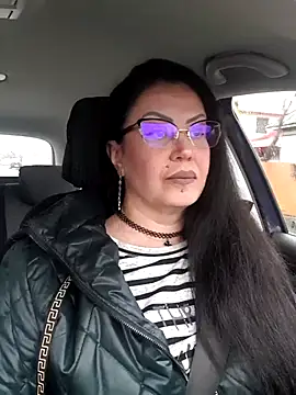 x  KHALEESI  x online show from November 2025 07:30:01 AM