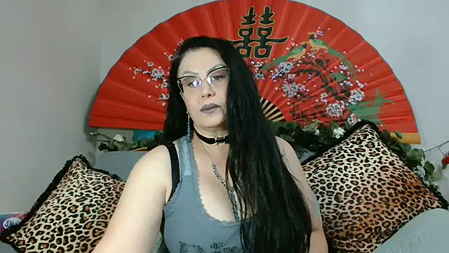 x  KHALEESI  x online show from June 2026 08:20:02 PM